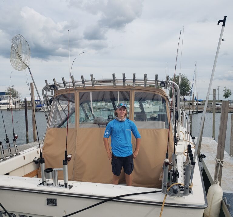 21-yo-new-boat-768x715